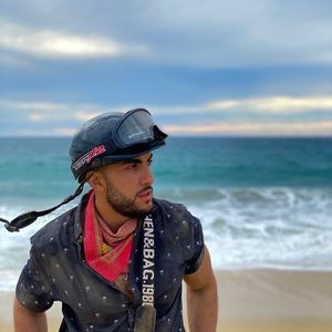 Meet your Posher, Omar